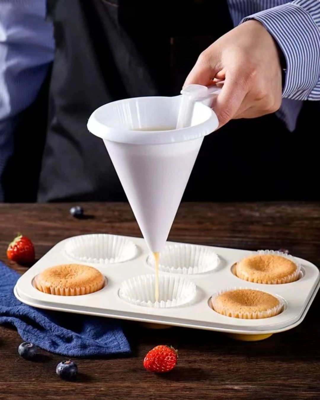 Hand-Held Batter Funnel Dispenser
