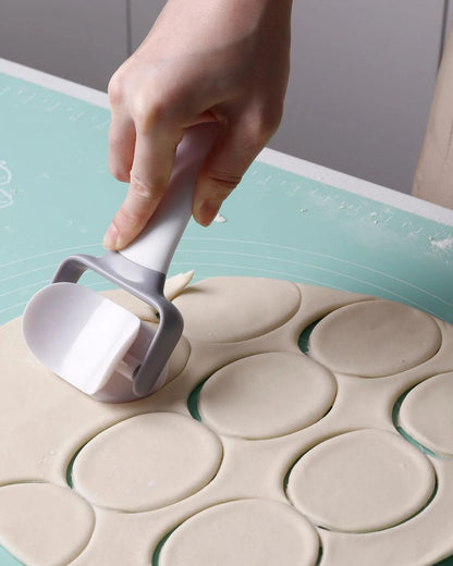 Rolling Dough Cutter