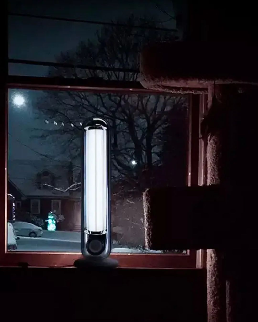 Rechargeable LED Light with Solar Panels