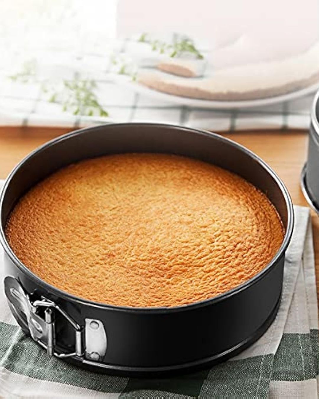 Round Cake Mold Pan Set of 3