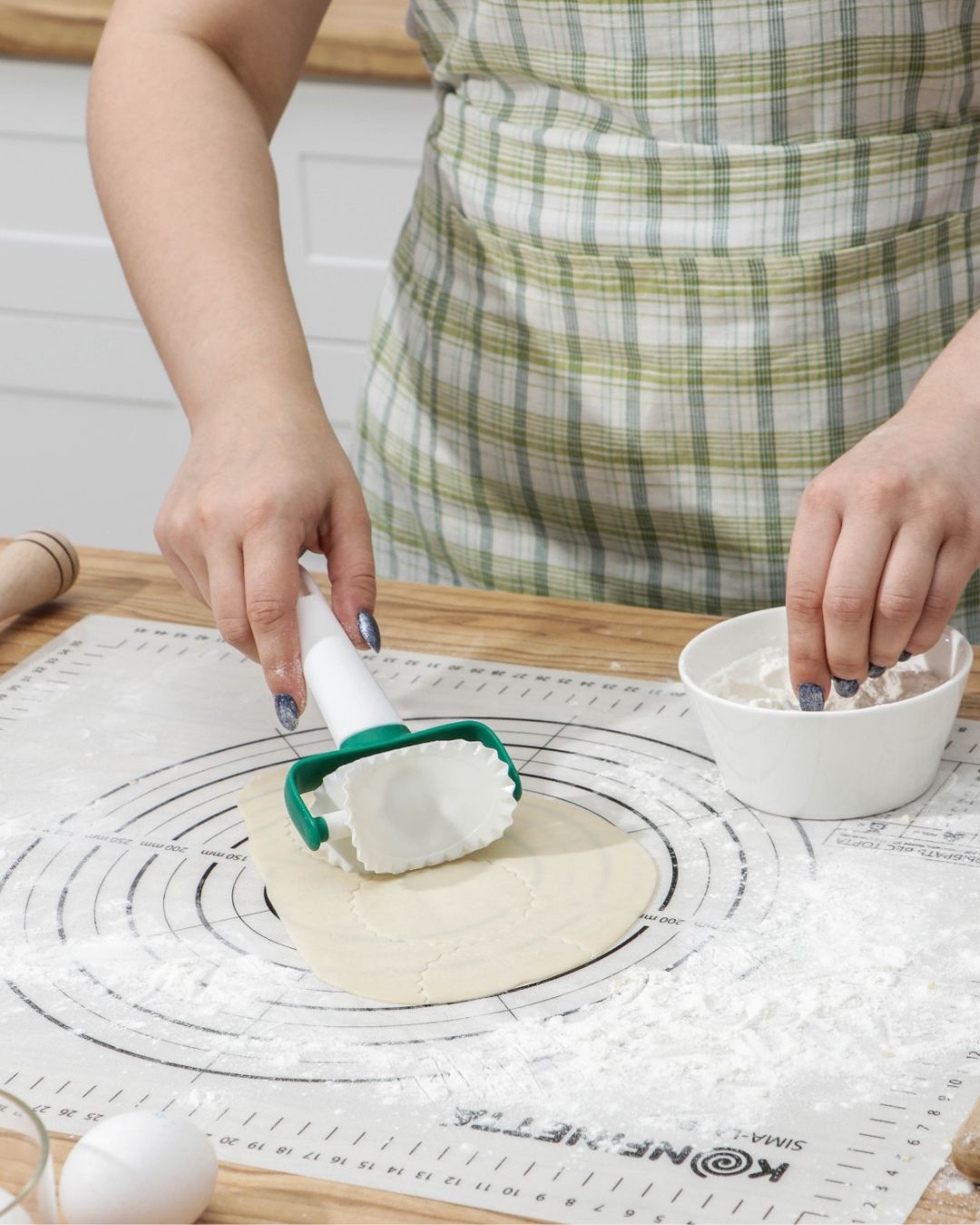 Dumpling Roller Cutter