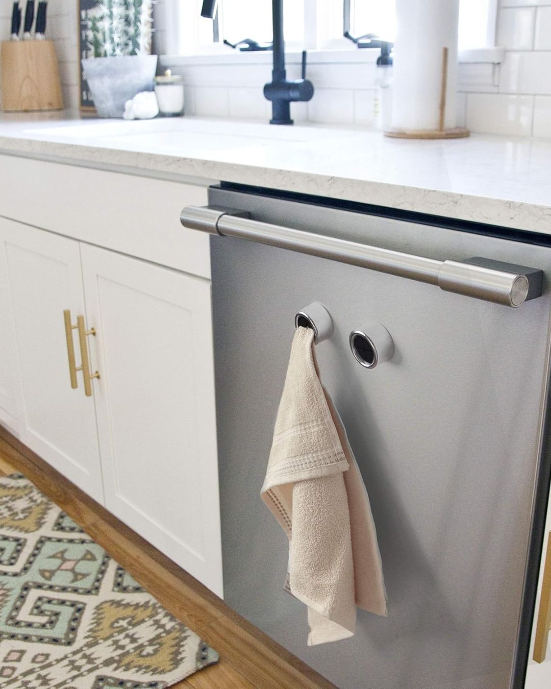 Round Adhesive Push Towel Hook