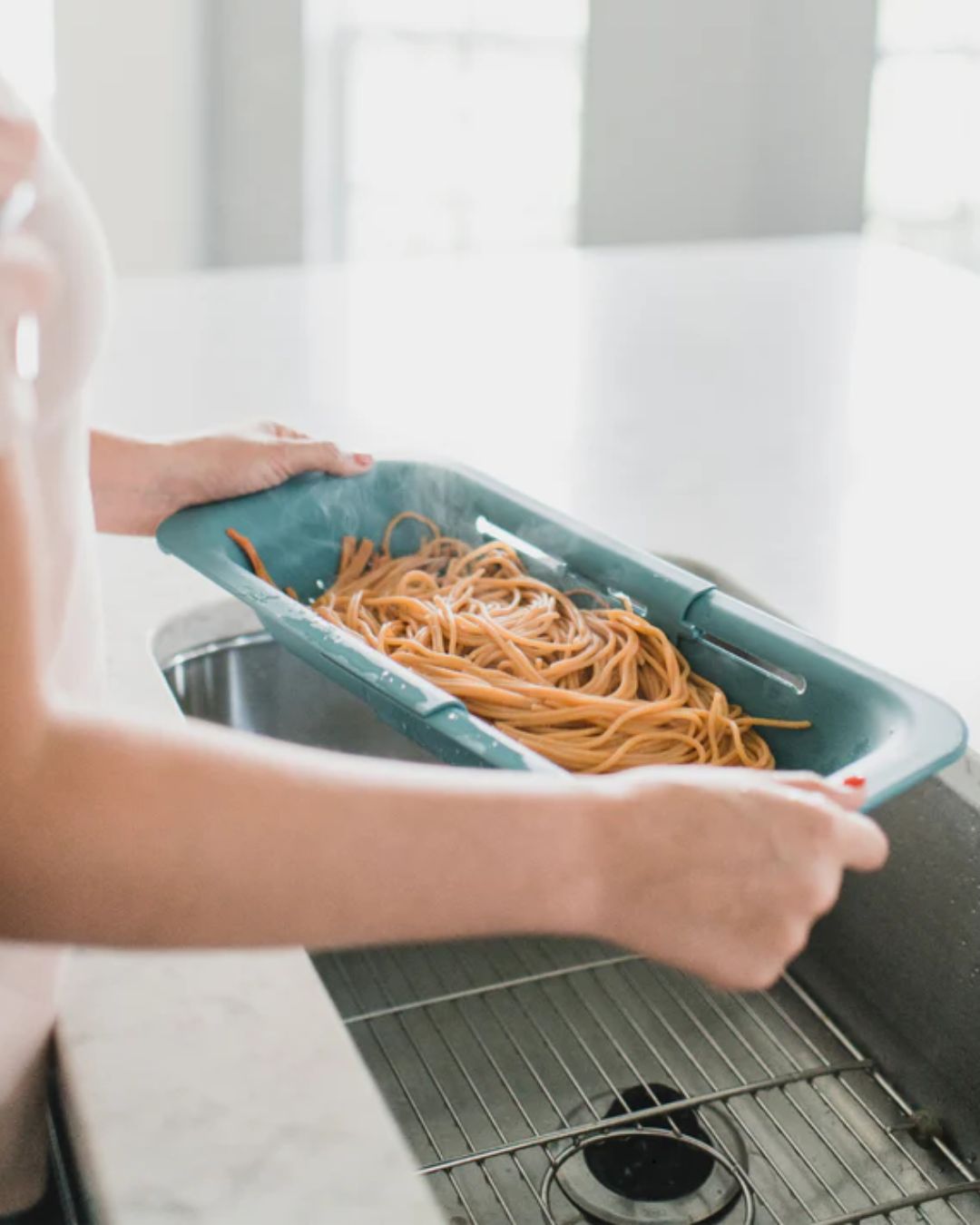 Extendable Sink Colander