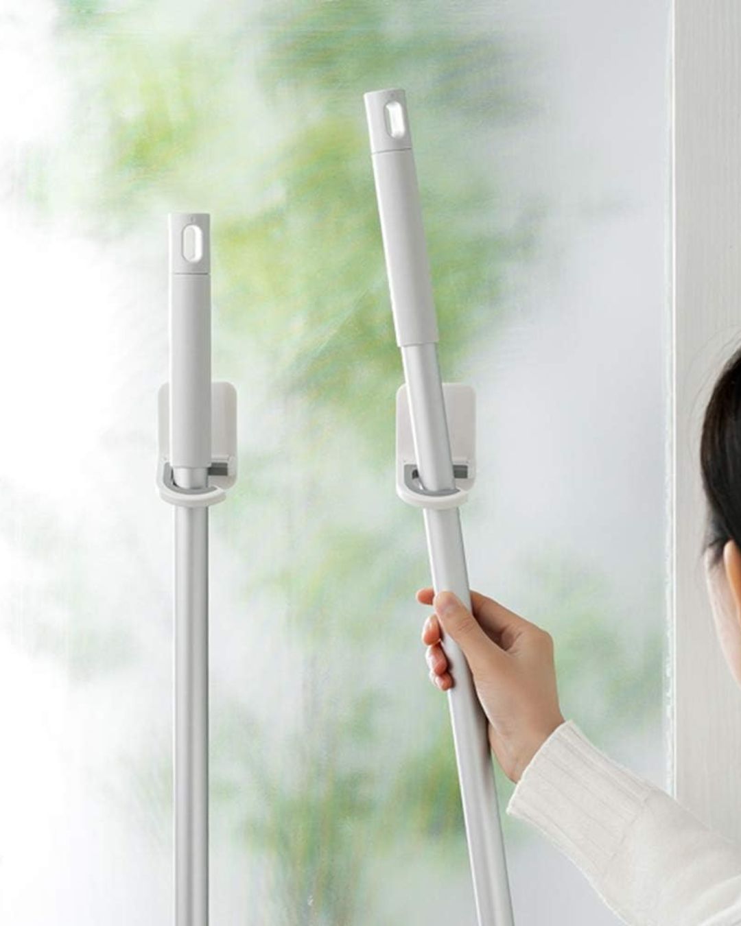 Non-slip Broom Holder