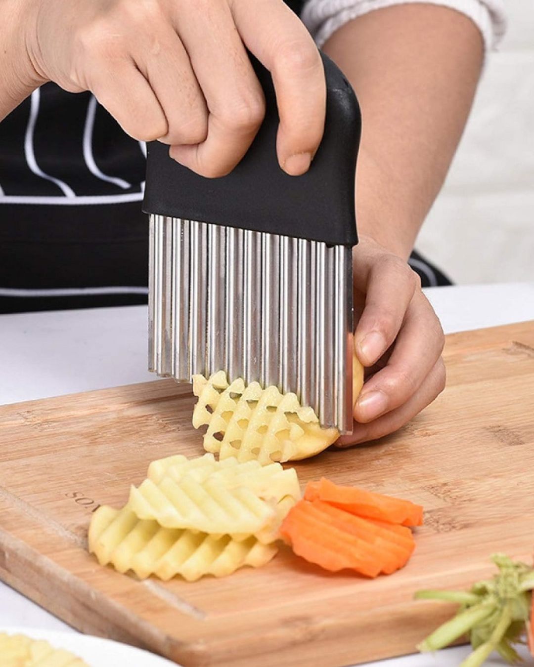 Potato Cutter with Cover