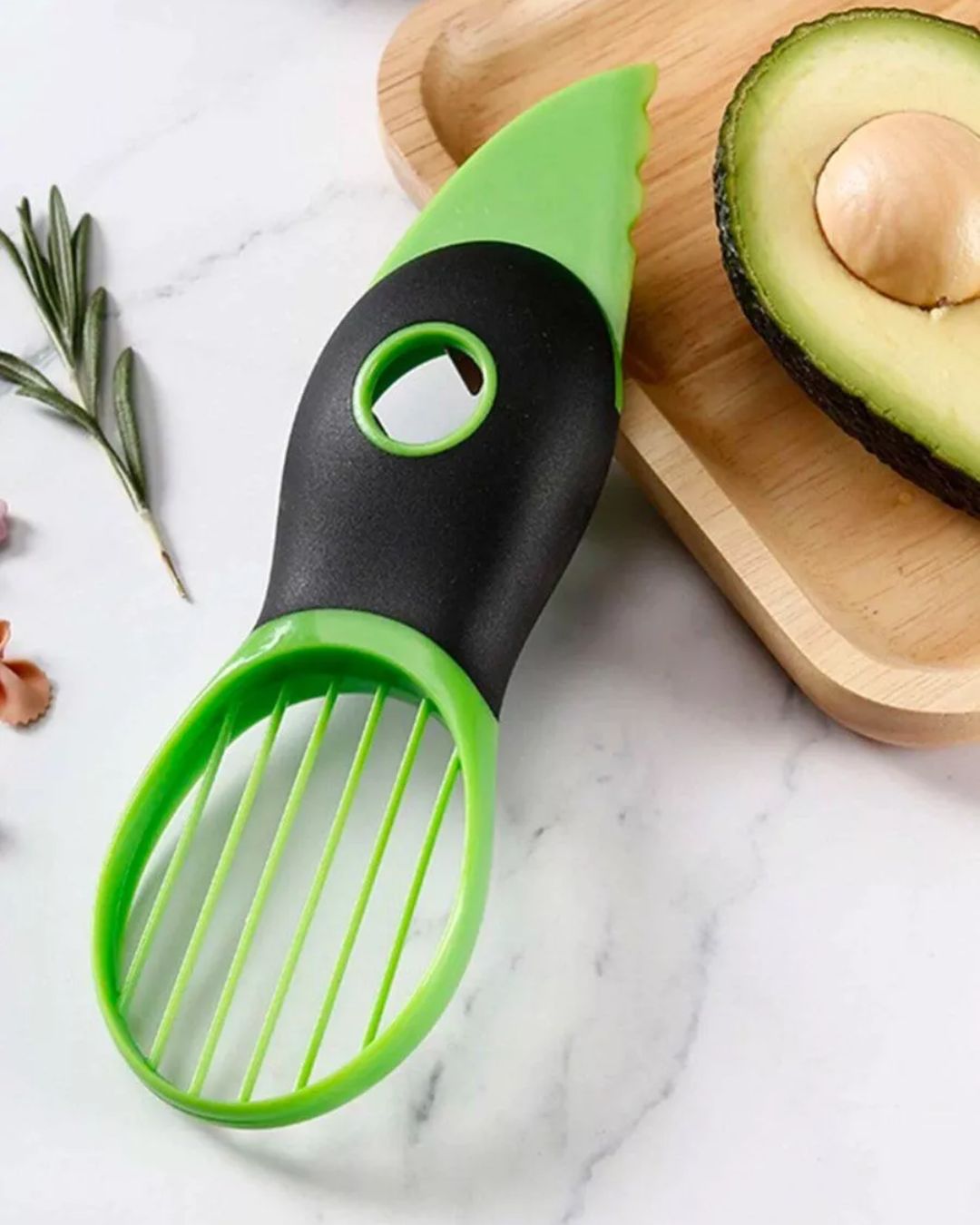 3-in-1 Avocado Cutter