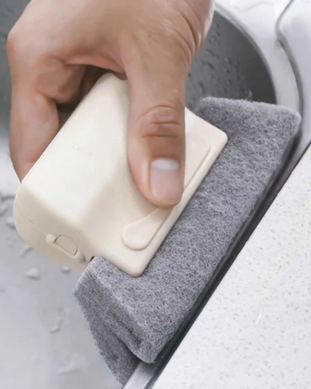 Groove Cleaning Brush