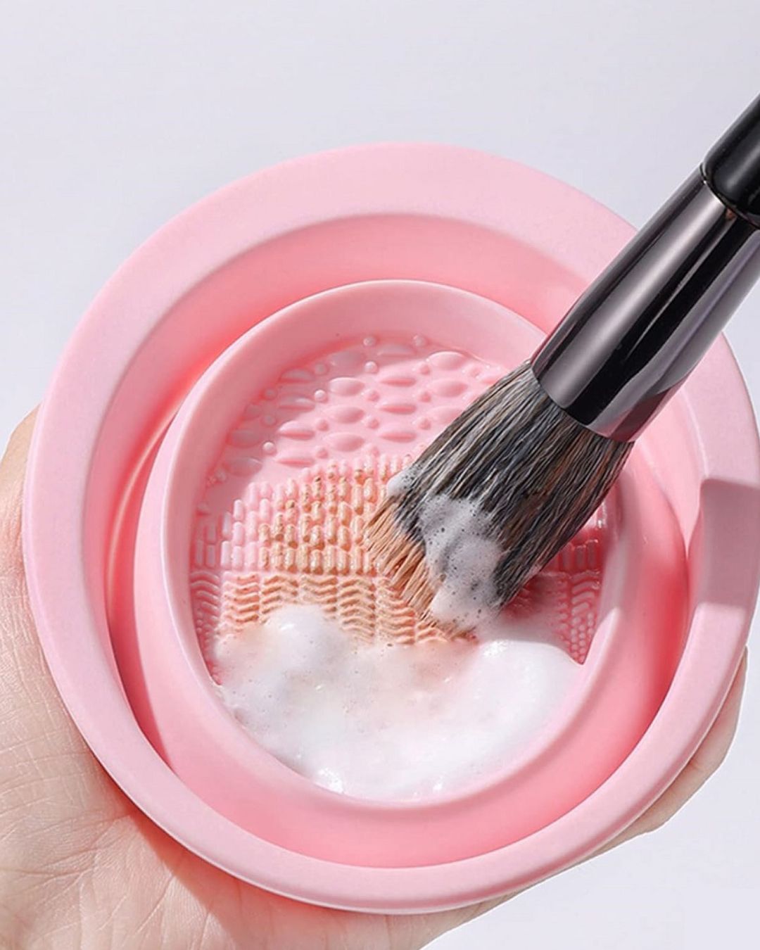Foldable Makeup Brush and Sponge Cleaner Pad