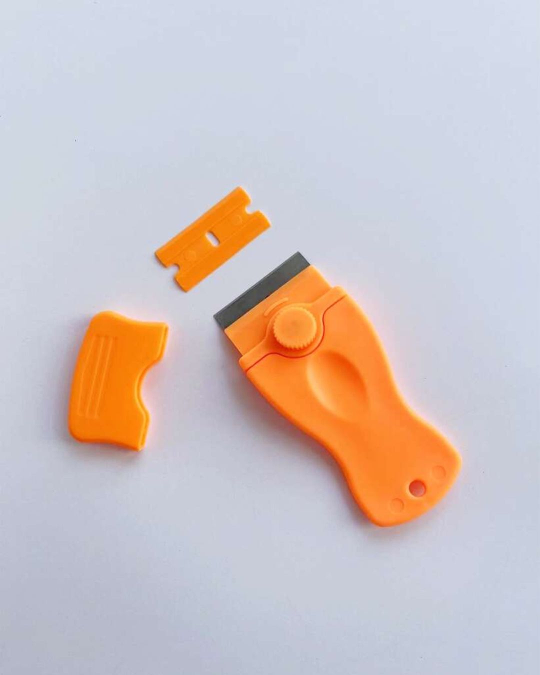 Portable Multifunction Cleaning Scraper