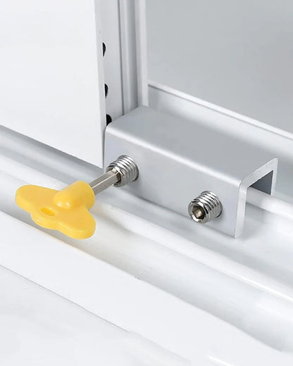 Lock For Sliding Window