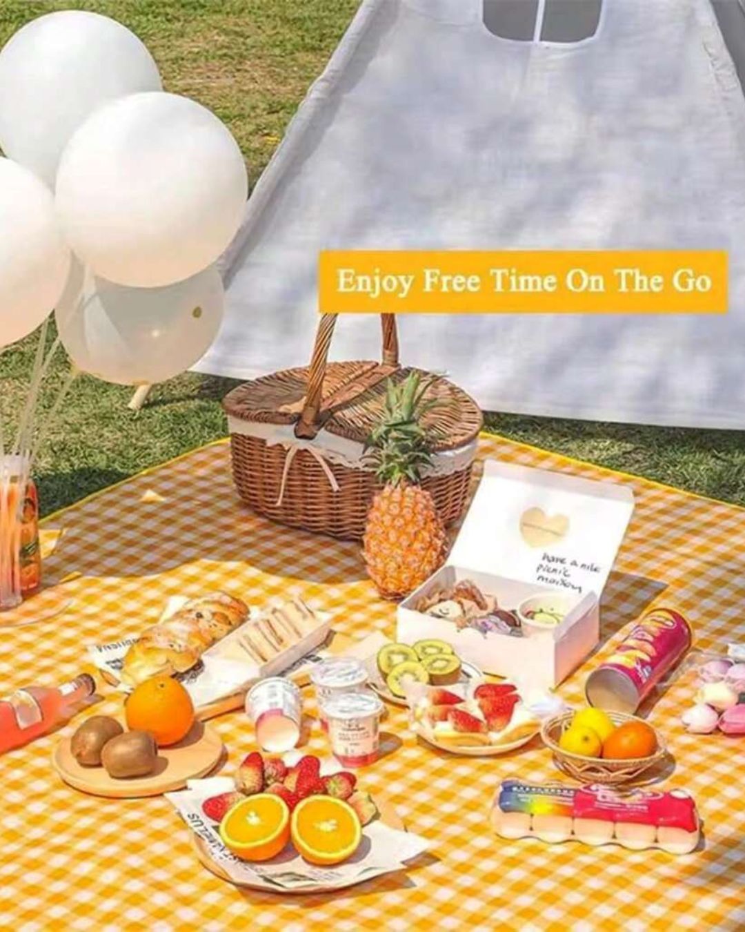 Foldable Handbag Picnic Blanket