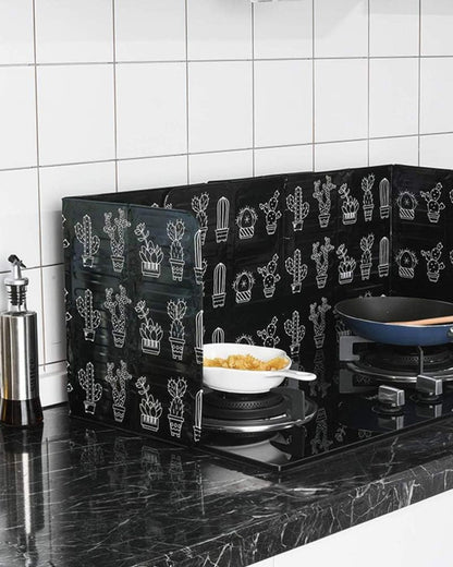 Stove Windscreen Splash Guard with Drawing