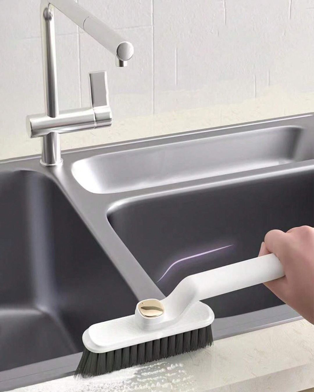 Rotating Gap Cleaning Brush