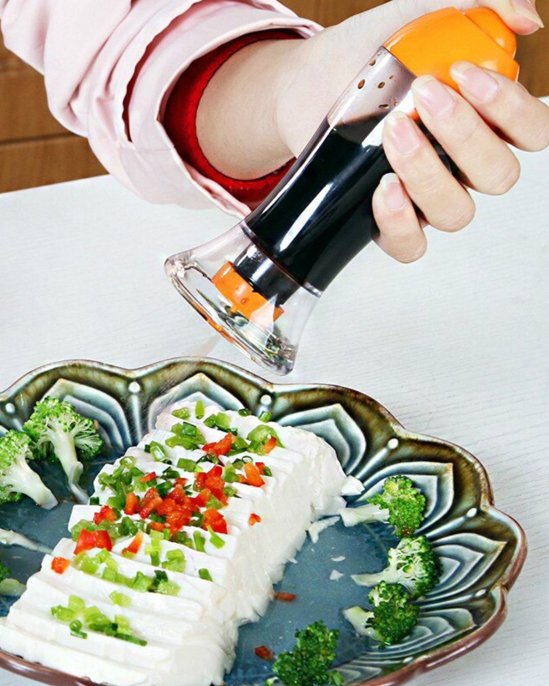 Press Type Seasoning Bottle Spray