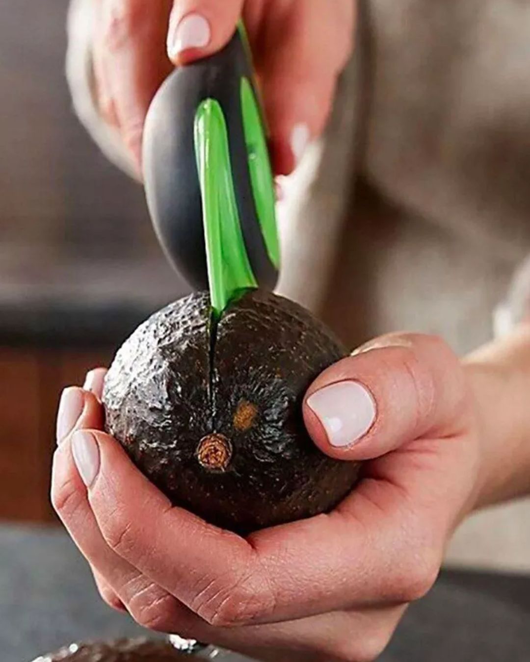 3-in-1 Avocado Cutter