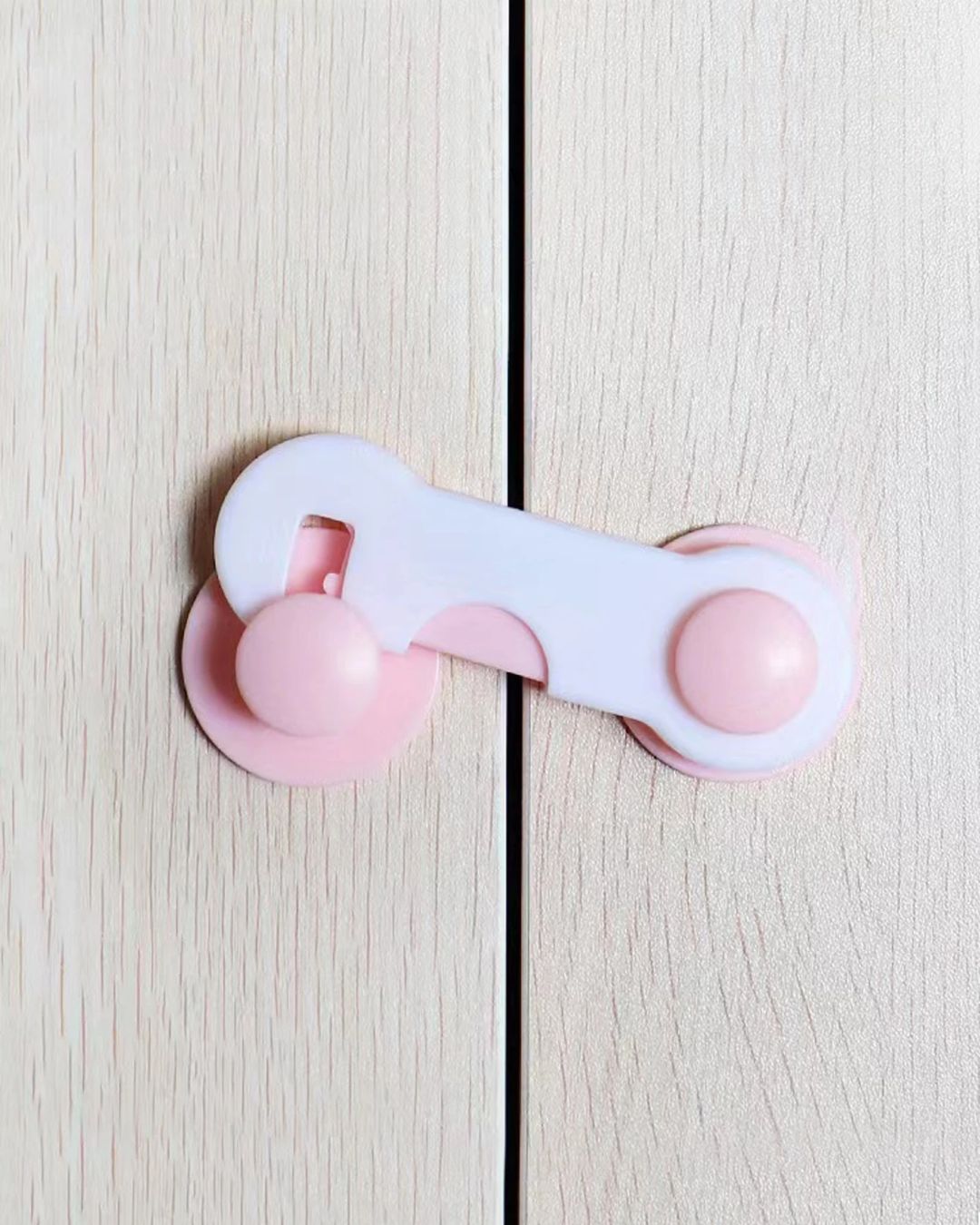 Safety Lock Buckle Cabinet