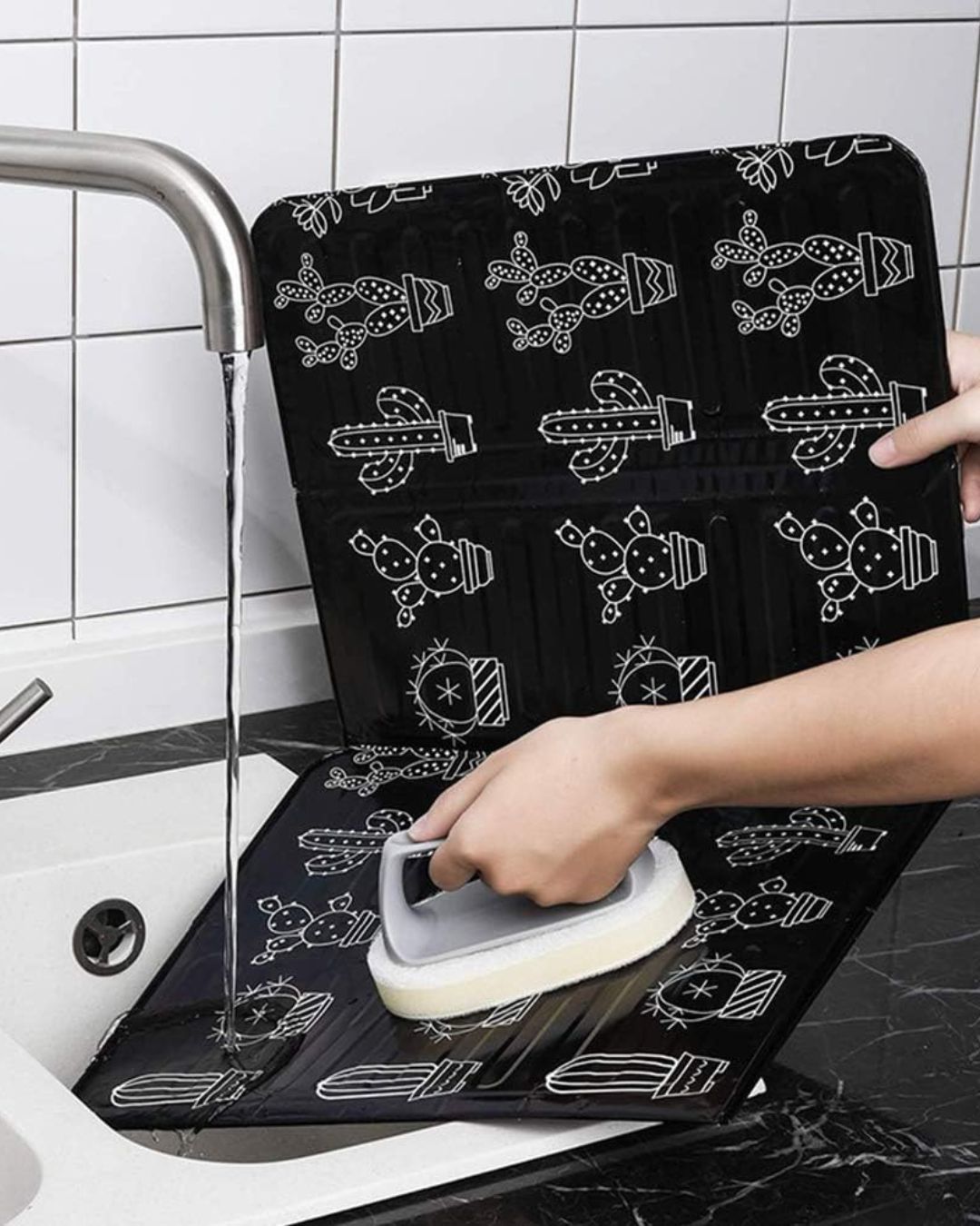 Stove Windscreen Splash Guard with Drawing