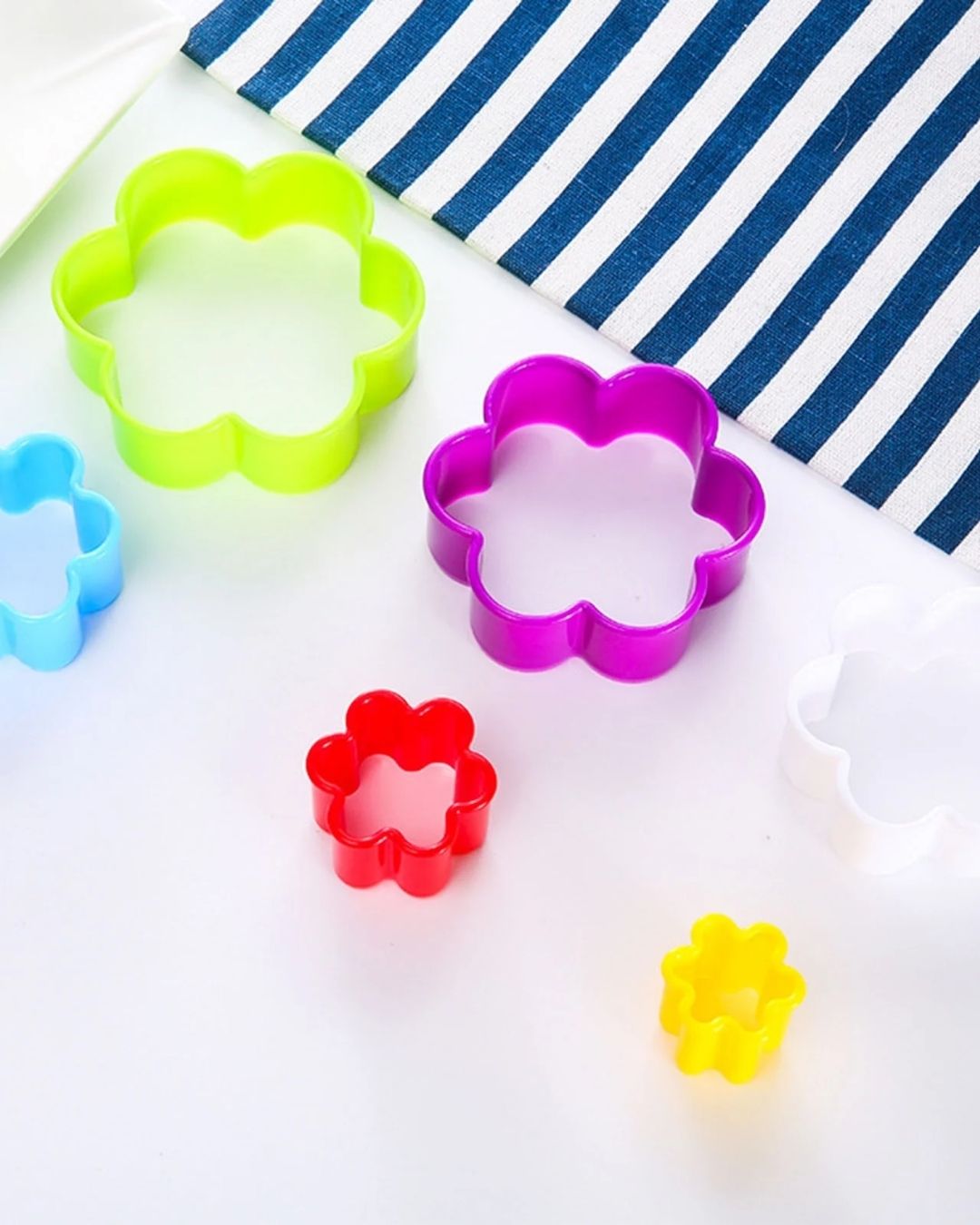 5-Piece Plastic Cookie Cutter Set