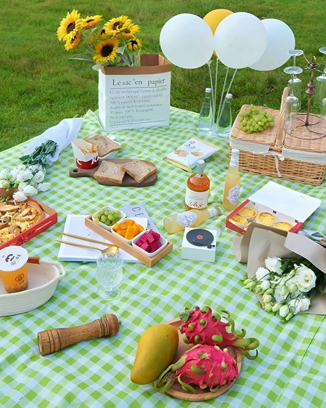 Foldable Handbag Picnic Blanket